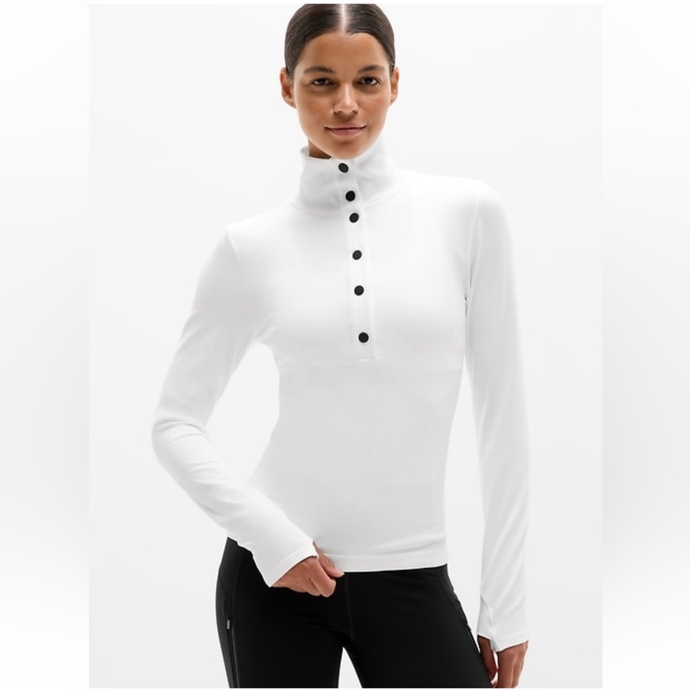 NWT Athleta 'Flurry' Seamless Henley Long Sleeve (Small) Retail: $109 - SOLD OUT
